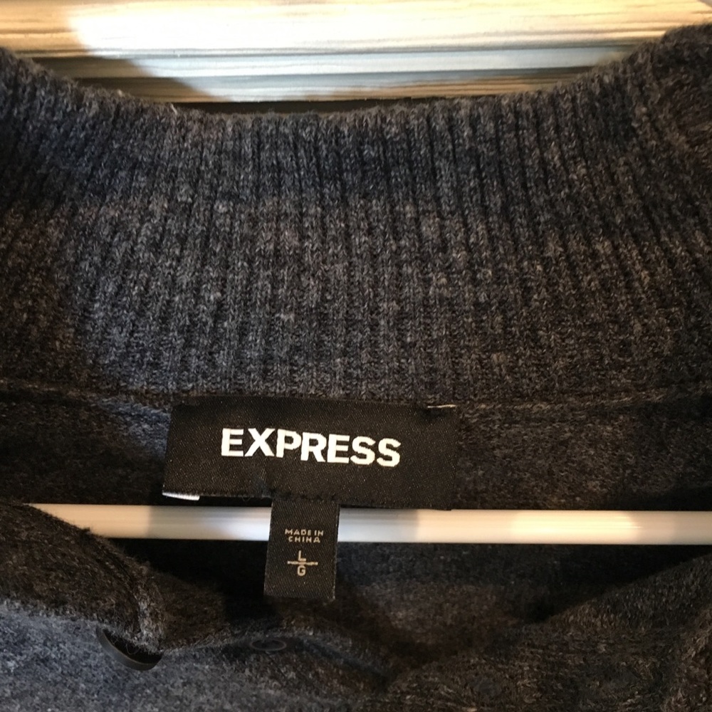 Men’s Express Sweater